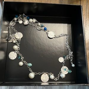 Beautiful silver, pearl and blue stone costume jewelry necklace